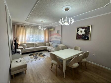 Apartament - Për Shitje - Rruga Albanopoli, Tiranë(ID: 530411003-894)