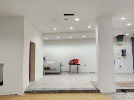 Locale commerciale in affitto nel Centro