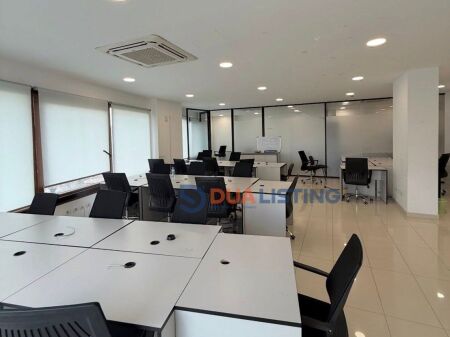 Offriamo in affitto spazi per uffici vicino al Complesso Delijorgji!