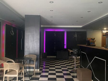 Laprake , Lokal per shitje prane Spitalit Ushtarak