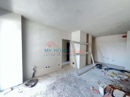 Appartamento 2+1 in Vendita Univers City Tirana