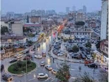 Shitet, Apartament 2+1+2, Komuna e Parisit, Tirane