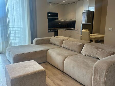 Apartament 2+1 +2 me qira tek Rruga e KAVAJES