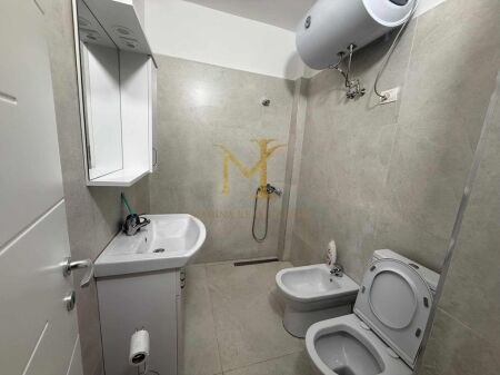 JEPET ME QERA APARTAMENT I SAPO RINOVUAR NE PLAZH ILIRIA , DURRES!