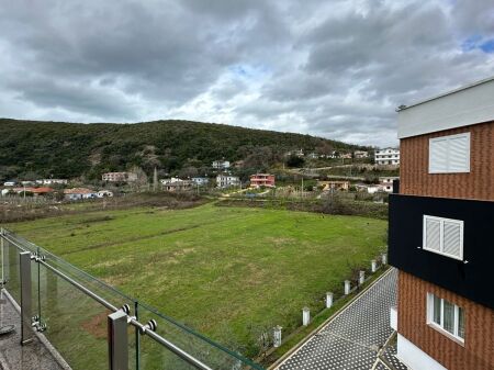 Apartament 2+1 për shitje në Gjirin e Lalzit    173.000€