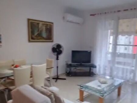 Apartment 1+1 for rent – Petro Nini Luarasi High School