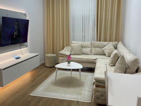 Apartament 1+1 me qira