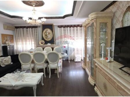 Appartamento - In Affitto - Blloku, Tirana(ID: 530561005-26)