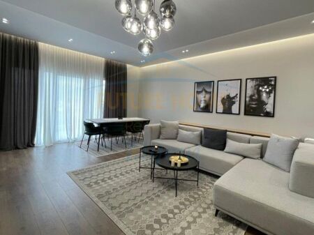 Qera, Apartament 3+1+2, Kopshti Botanik, Tiranë.