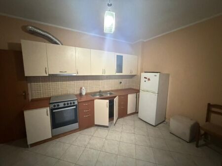SHITET APARTAMENT 1+1 ISH URT, NE DURRES