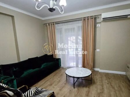 Affitto | Appartamento 3 + 1 + 2 | Lago Secco | 1 400 €/mese