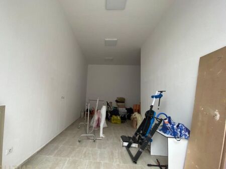 EXCLUSIVE! PARIS MUNICIPALITY COMMERCIAL UNIT FOR RENT