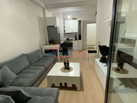 Appartamento 1+1 in affitto Complesso Contatto a 21 Dhjetori