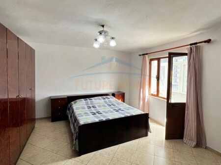 Qera Apartament 2+1 Laprake