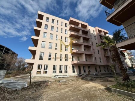 VENDESI APPARTAMENTO 1+1 A GOLEM MOLTO VICINO AL MARE!