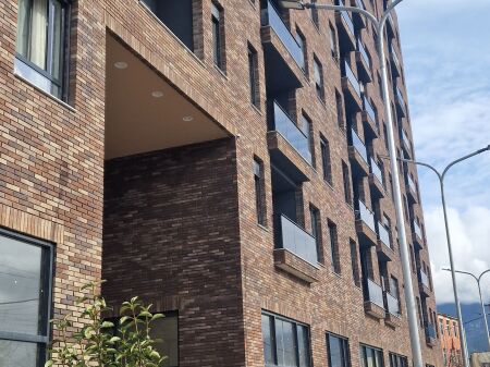 Affittasi 2+1+2 Via 5Maji