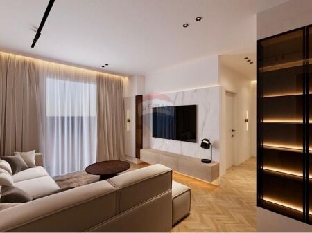 Apartament + Parkimi- Për Shitje - Univers City