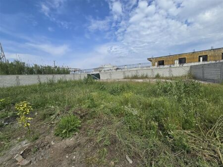 SHITET TRUALL NDERTIMI 3000 M2 DURRES