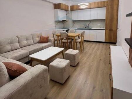 Affitto, Appartamento 2+1+POSTO AUTO, Anello Nuovo, Tirana