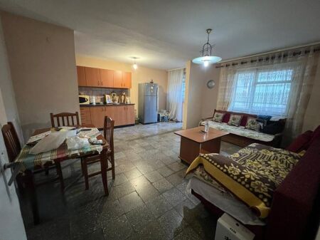 Appartamento 2+1 vicino a Piazza Skenderbej 210.000 €