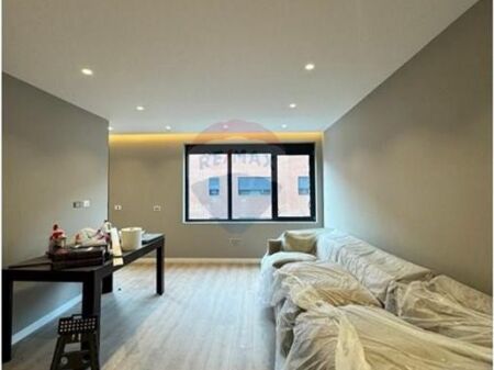 Apartment 1+1 for sale on Elbasani Street