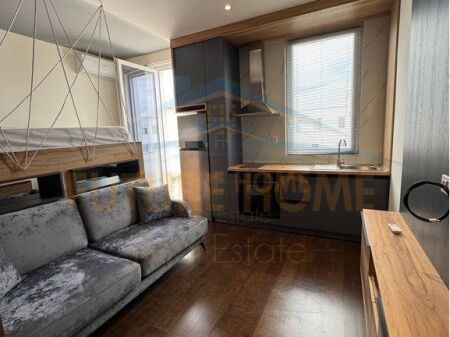 Qera Gasoniere, Kompleksi Tudas, Unaza e Re.