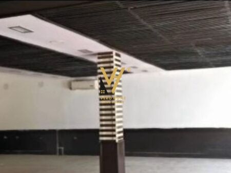 SHITET MAGAZINE 148 M2 NE ALI DEM 260.000 EURO