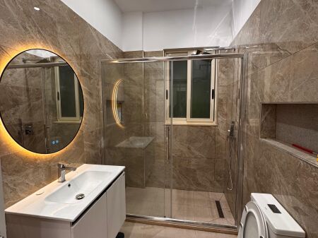 Apartment 1+1, Astir!