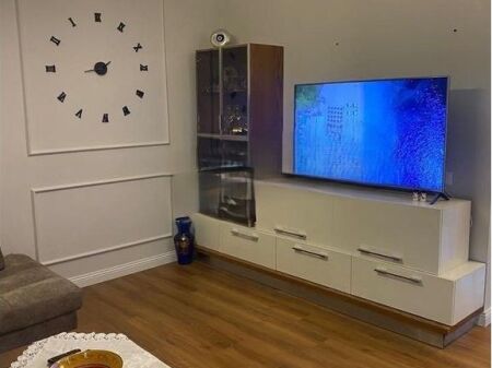 Apartament 2+1 Me Qira në Rruga e Dibrës, Tiranë - 650€