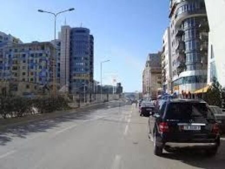 Ambiente Open Space 585 m² in Affitto – Ex Parco