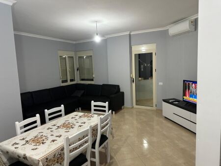📍 Jepet me qira apartament 1+1 në Plepa Durres