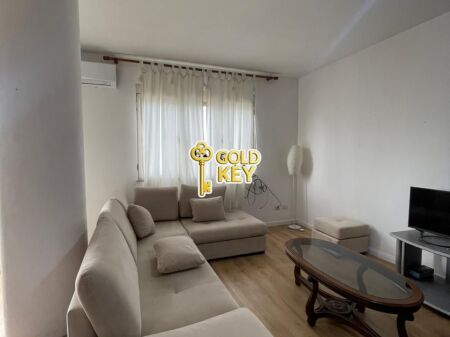 🏡 APARTAMENT ME QERA 2+1+2+Ballkon Pranë Shkollës së Muzikës “Jan Kukuzeli”