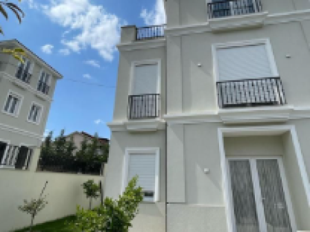 🏡 Vilë me Qira – Rezidenca “Vila Lule” | pranë TEG