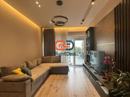 At Residence Kodra E Diellit 2, Super Apartment 3+1 For Sale, With Super View And At A Bargain Price !