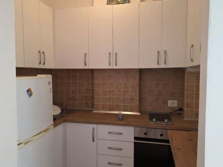 APARTAMENT 1+1 PËR SHITJE – GOLEM