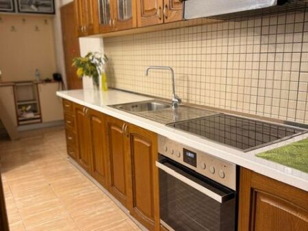 Appartamento 1+1 ad Astir con 42.000 palazzi