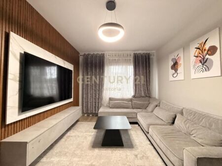 Apartament 2+1+2+2Poste Parkimi per shitje tek Kompleksi Grand Gallery,Yzberisht