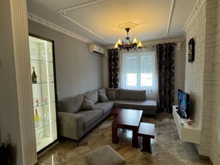 Apartment 2+1+2 for rent in Bllok!