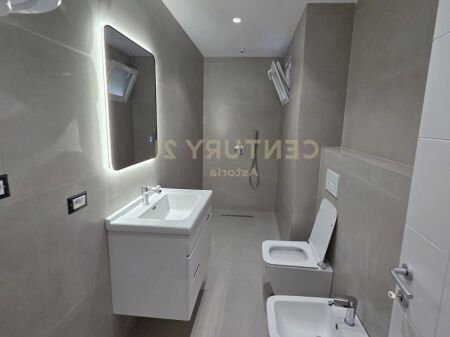 Shitet apartament 2+1 tek Oxhaku