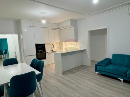 Appartamento in vendita 2+1+2 con posto auto presso Ingegneria delle Costruzioni