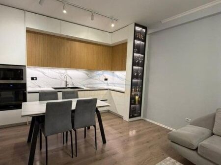 Qera , Apartament 1+1 , Liqeni i thate ,Tirane