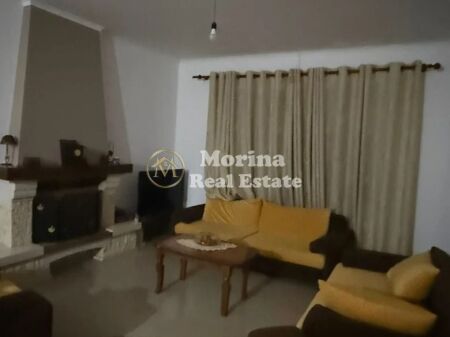 Qera | Vilë 3 + 1 | Sauk | 1000 €/muaj