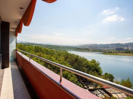 APPARTAMENTO IN AFFITTO – ZONA DEL LAGO, VICINO A NOBIS