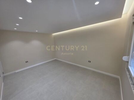 Apartament 2+1 per shitje te Oxhaku