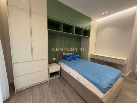 APPARTAMENTO 2+1 IN AFFITTO CON POSTO AUTO A ROSE GARDEN