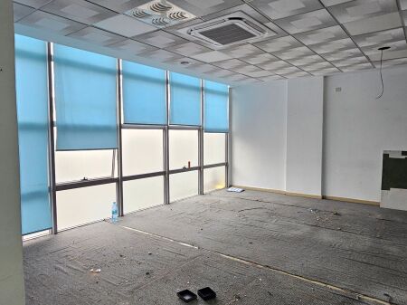 Ambjent me Qira për Zyra – Ish Ekspozita, Tiranë | 200 m² | Lokacion Premium