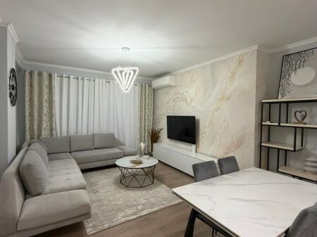 🏠 Jepet me Qira Apartament 1+1 – Liqeni i Thatë