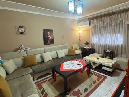 🏡 SHITET APARTAMENT 2+1 – 📍 Rr. Irfan Tomini, Tiranë