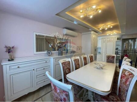 Penthouse 4+1+2 Zoological Garden