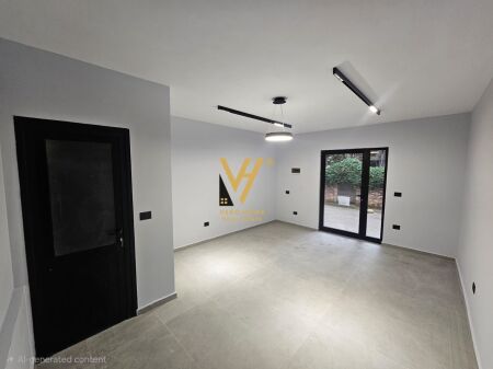 JEPET AMBIENT BIZNESI 24 M2 ME QIRA TE HIM KOLLI 50.000 LEKE